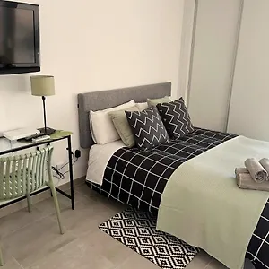 Lola , Benalmádena España